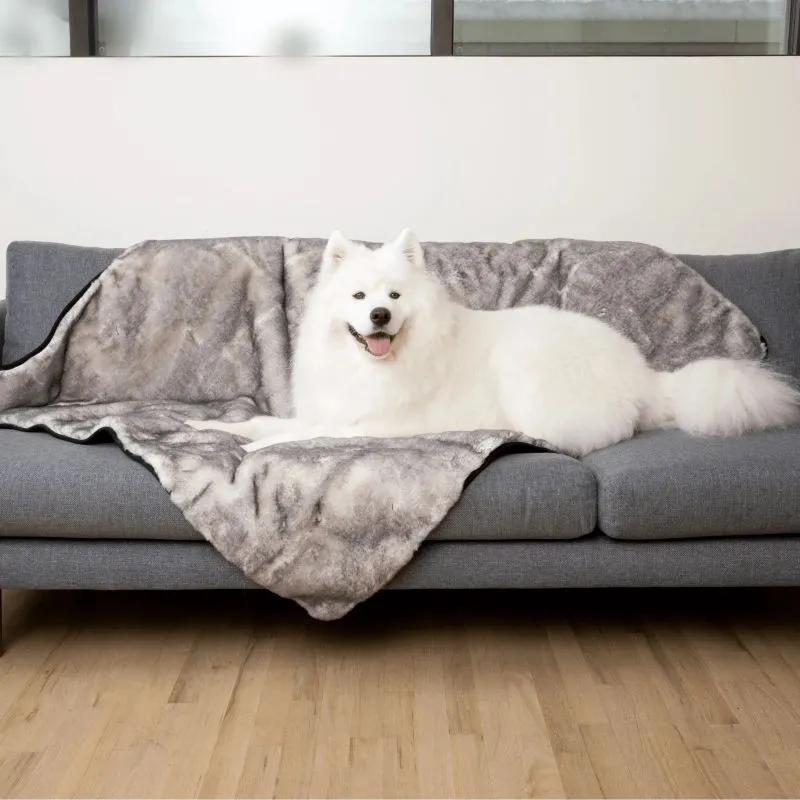 Paw Brands, PupProtector™ Luxe Waterproof Faux Fur Blanket, Ultra Plush Artic Fox