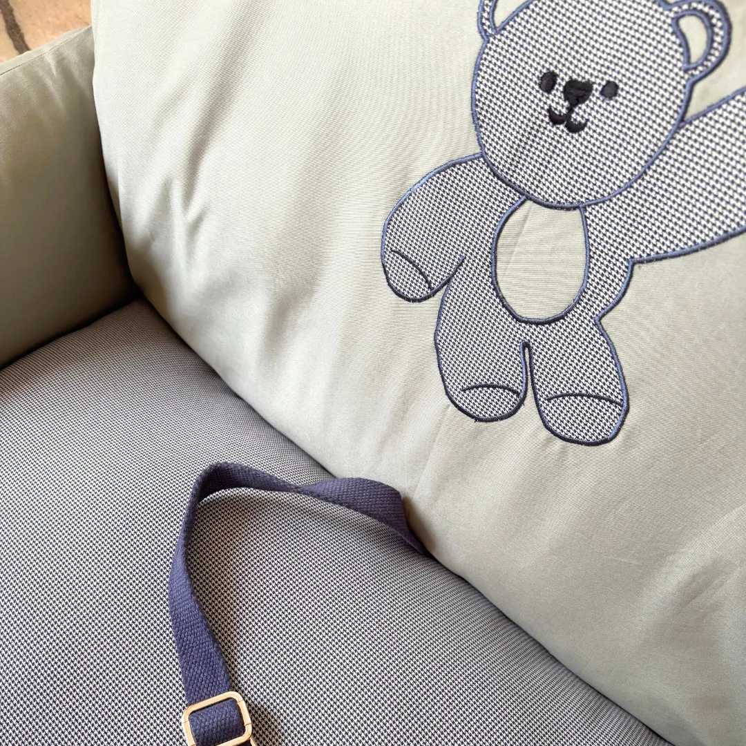 PoochMate Travel Bed for Small Dogs : 22X22 Mint & Blue Teddy